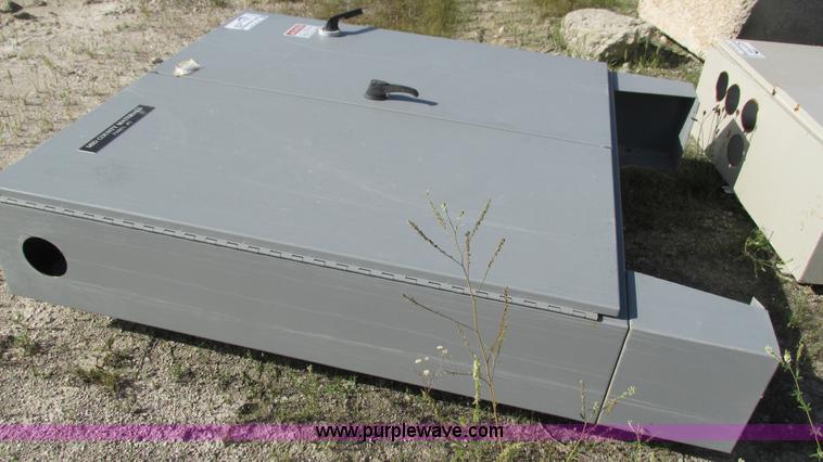 image for item G9274 Schneider Electric control panel