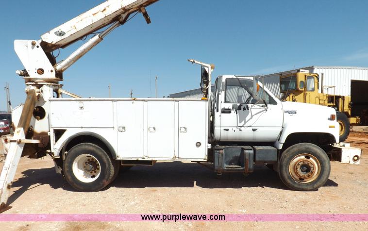 image for item H1796 1991 Chevrolet Kodiak utility truck