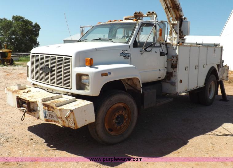 image for item H1796 1991 Chevrolet Kodiak utility truck
