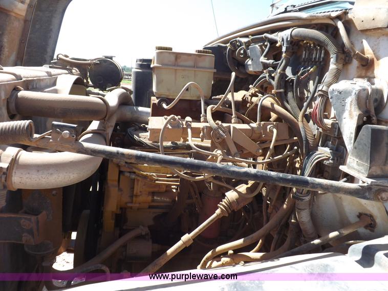 image for item H1796 1991 Chevrolet Kodiak utility truck