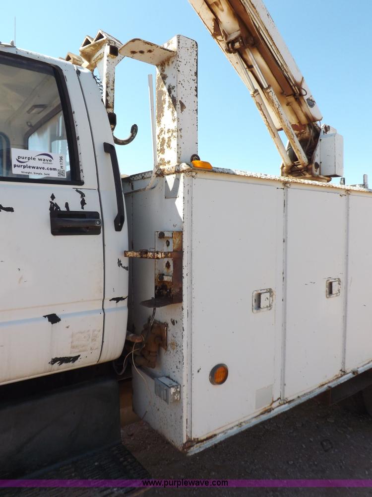 image for item H1796 1991 Chevrolet Kodiak utility truck