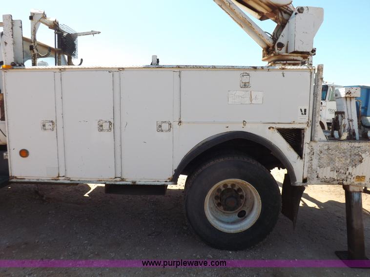 image for item H1796 1991 Chevrolet Kodiak utility truck