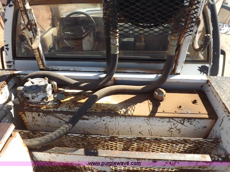 image for item H1796 1991 Chevrolet Kodiak utility truck