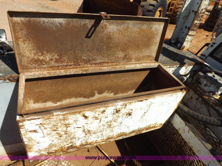 image for item H1796 1991 Chevrolet Kodiak utility truck