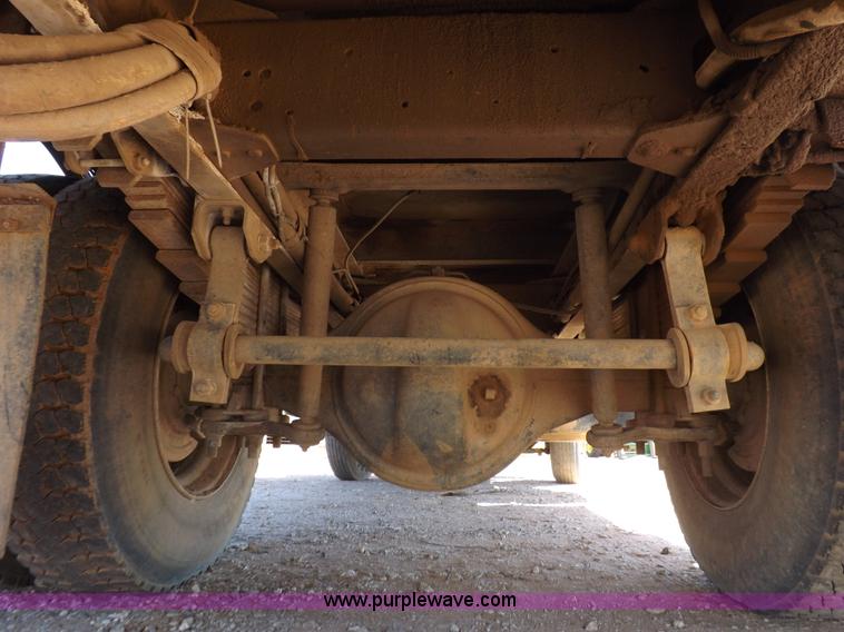 image for item H1796 1991 Chevrolet Kodiak utility truck