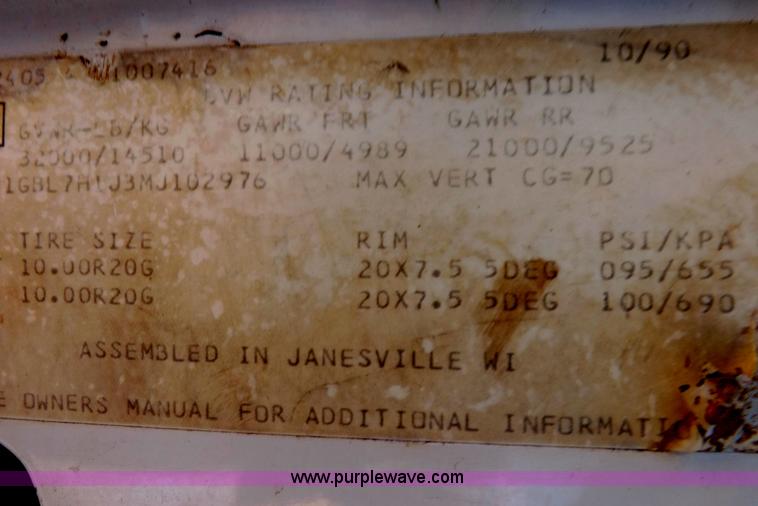 image for item H1796 1991 Chevrolet Kodiak utility truck