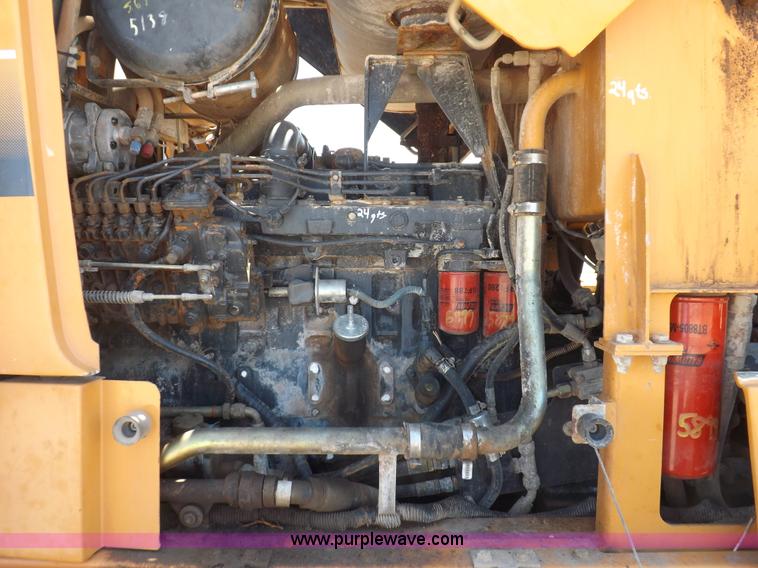 image for item H1798 2002 Case 865 articulated motor grader