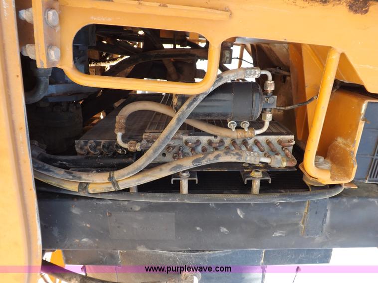 image for item H1798 2002 Case 865 articulated motor grader