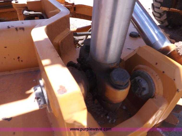 image for item H1798 2002 Case 865 articulated motor grader