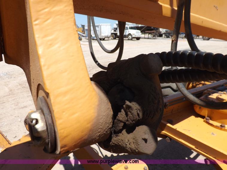 image for item H1798 2002 Case 865 articulated motor grader