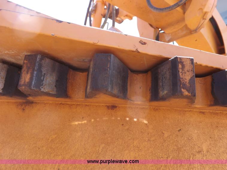 image for item H1798 2002 Case 865 articulated motor grader