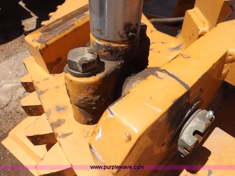 image for item H1798 2002 Case 865 articulated motor grader