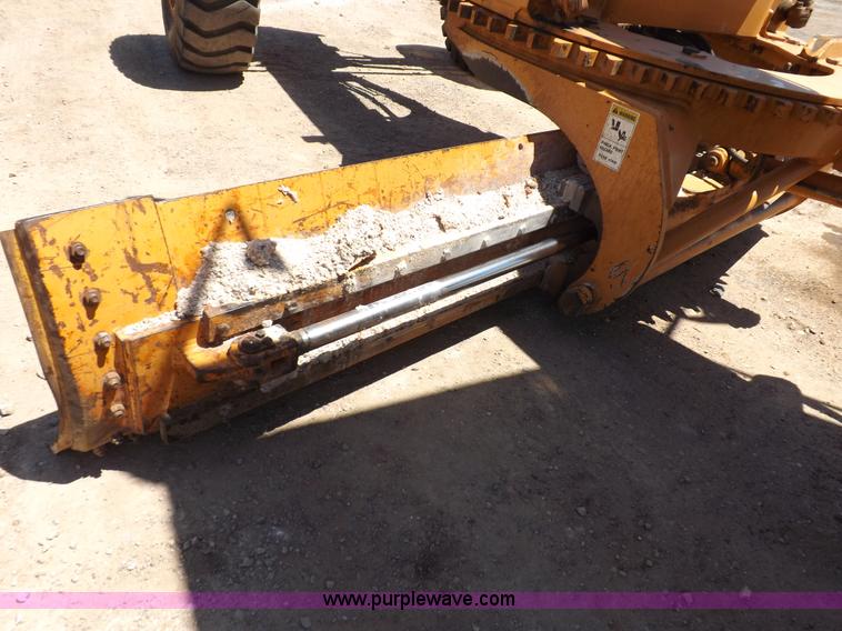 image for item H1798 2002 Case 865 articulated motor grader