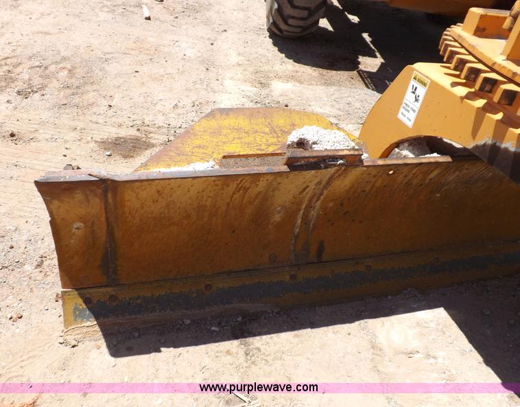 image for item H1798 2002 Case 865 articulated motor grader