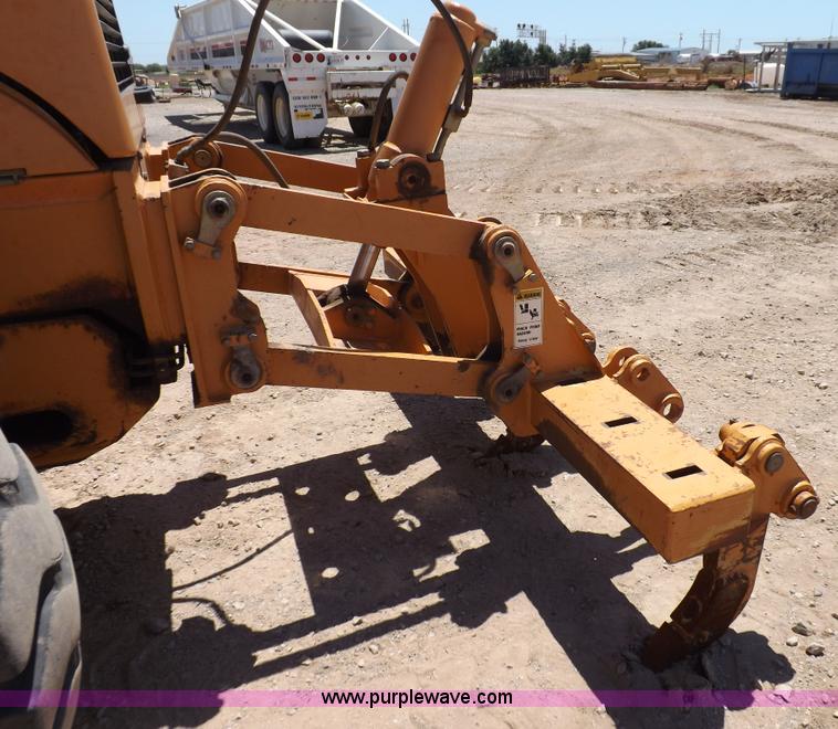 image for item H1798 2002 Case 865 articulated motor grader