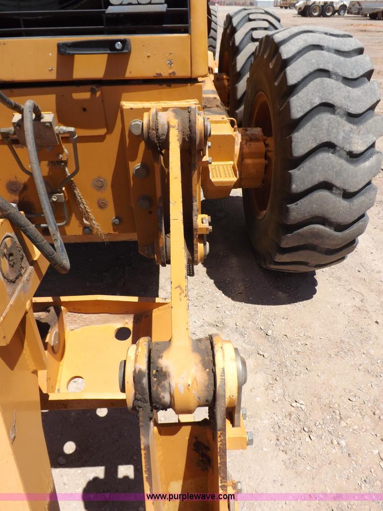 image for item H1798 2002 Case 865 articulated motor grader