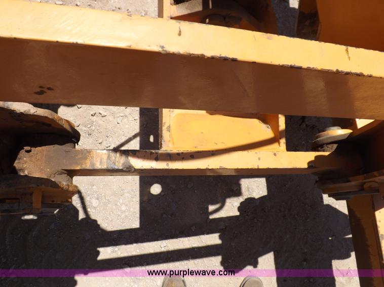 image for item H1798 2002 Case 865 articulated motor grader