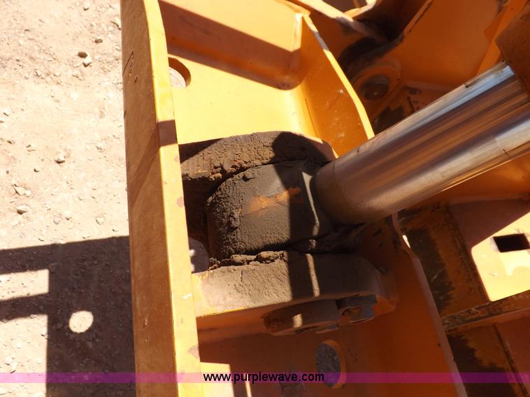 image for item H1798 2002 Case 865 articulated motor grader