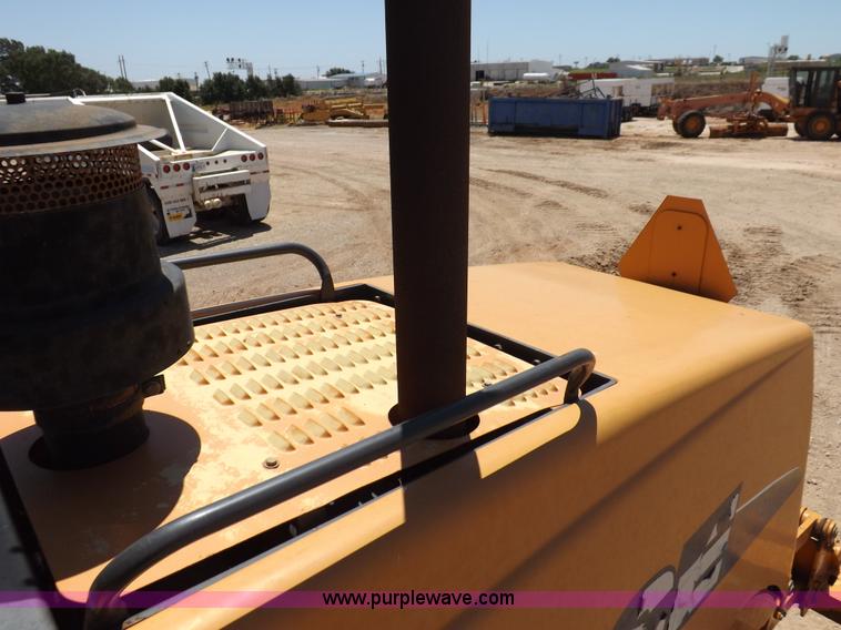 image for item H1798 2002 Case 865 articulated motor grader