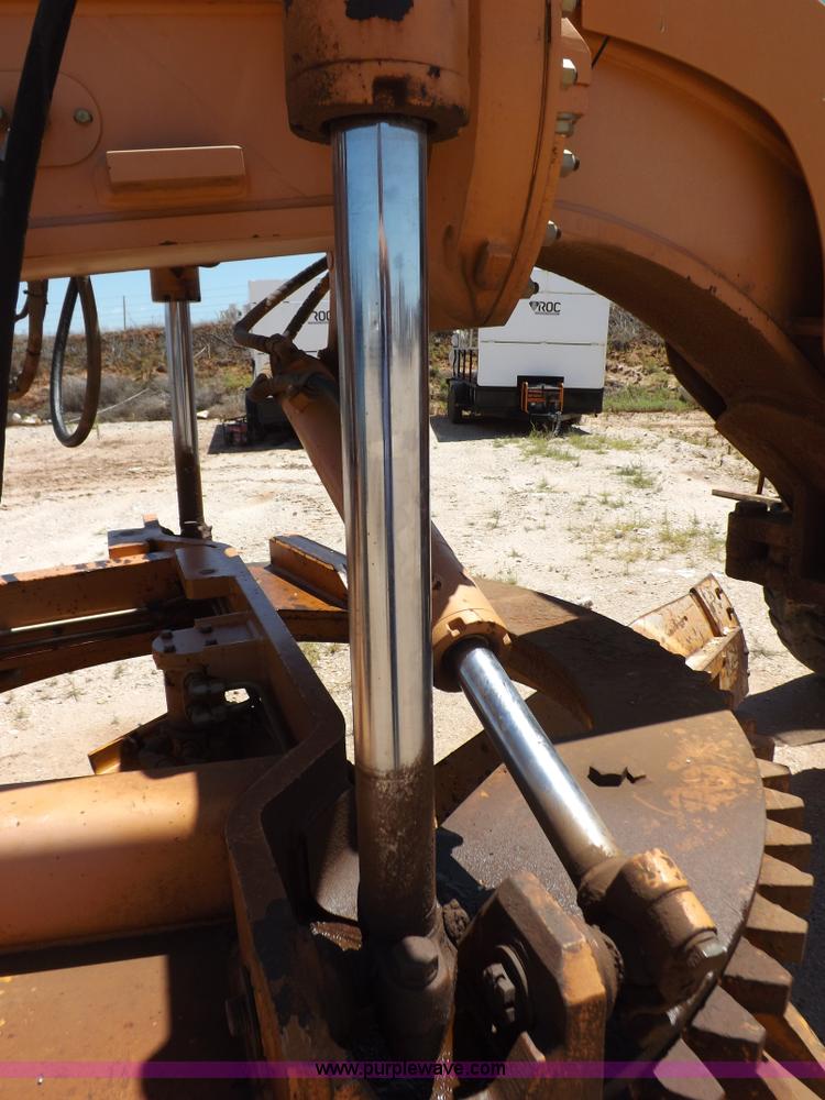 image for item H1799 2004 Case 865 DHP articulated motor grader