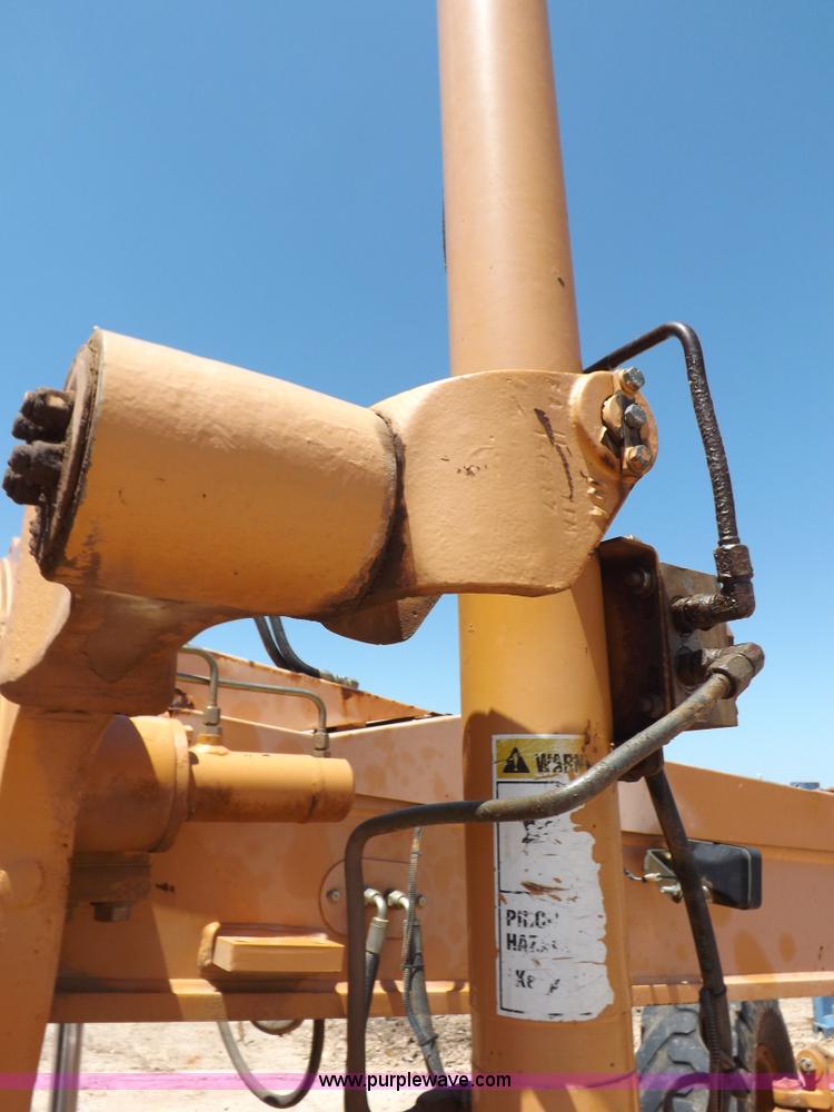 image for item H1799 2004 Case 865 DHP articulated motor grader