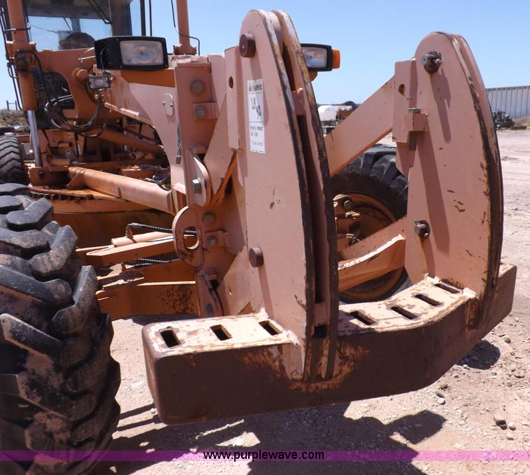 image for item H1799 2004 Case 865 DHP articulated motor grader