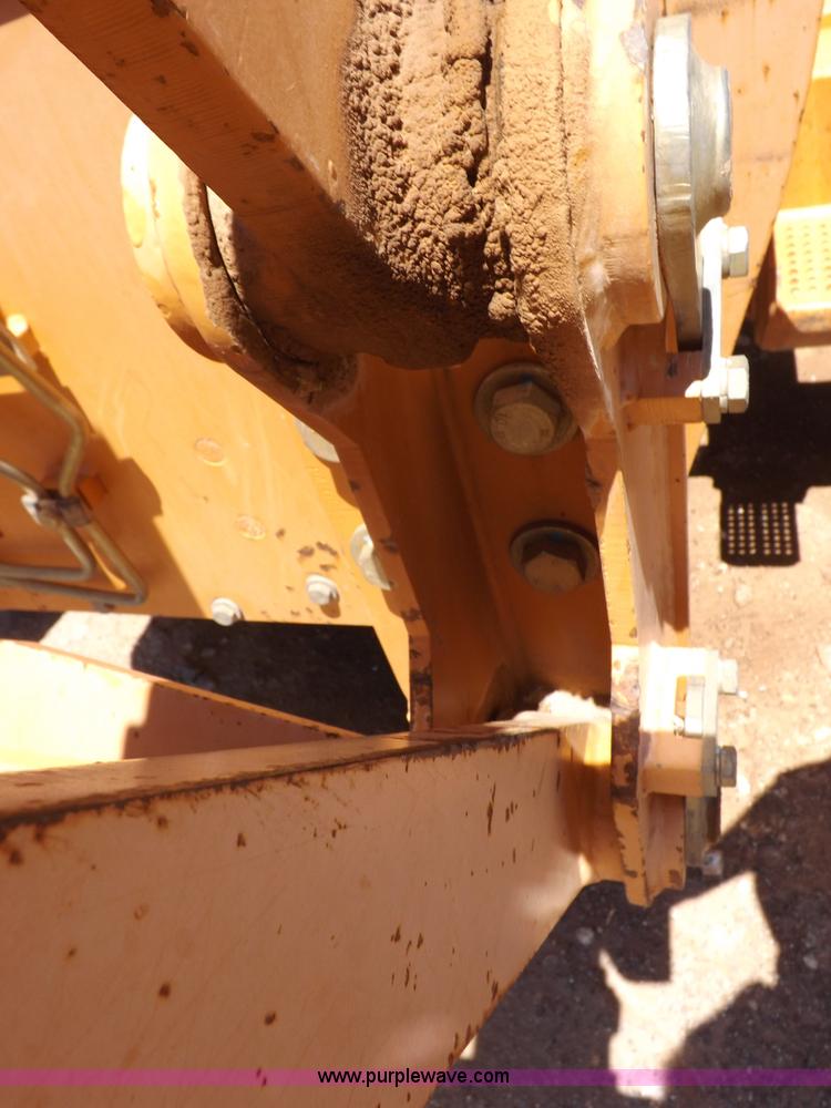 image for item H1799 2004 Case 865 DHP articulated motor grader