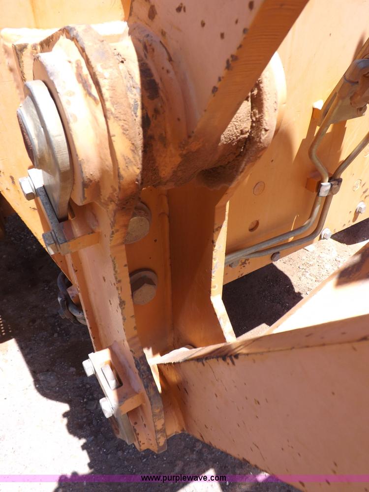 image for item H1799 2004 Case 865 DHP articulated motor grader