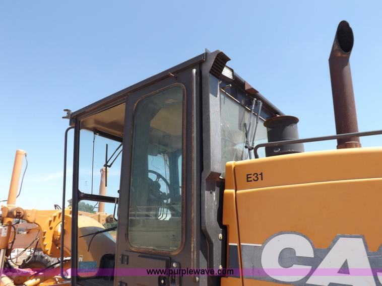 image for item H1799 2004 Case 865 DHP articulated motor grader