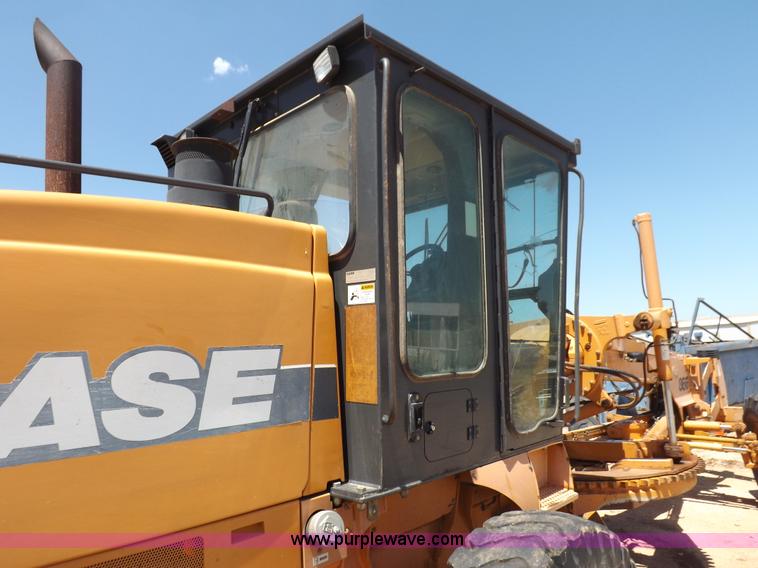 image for item H1799 2004 Case 865 DHP articulated motor grader