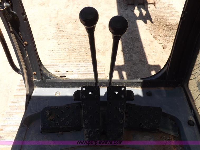 image for item H1800 JCB JS200L excavator