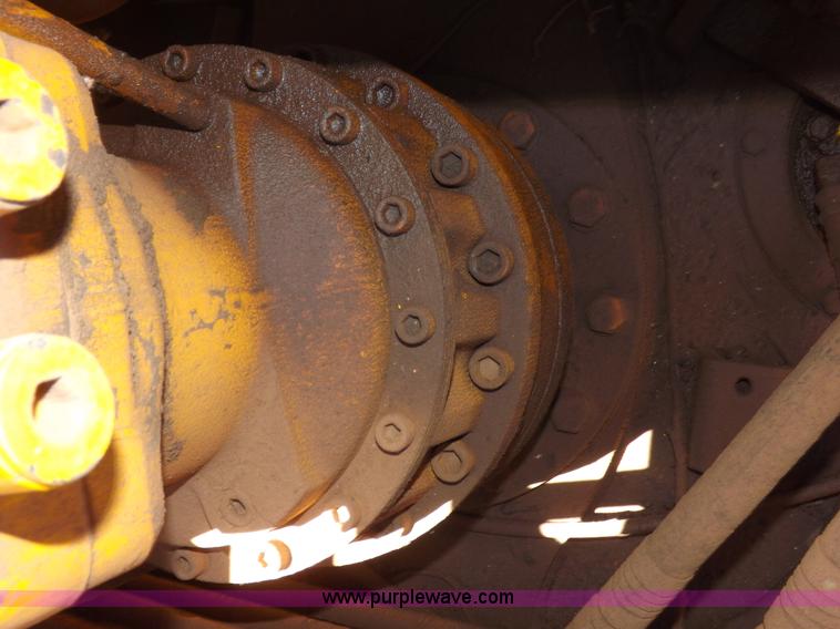 image for item H1800 JCB JS200L excavator