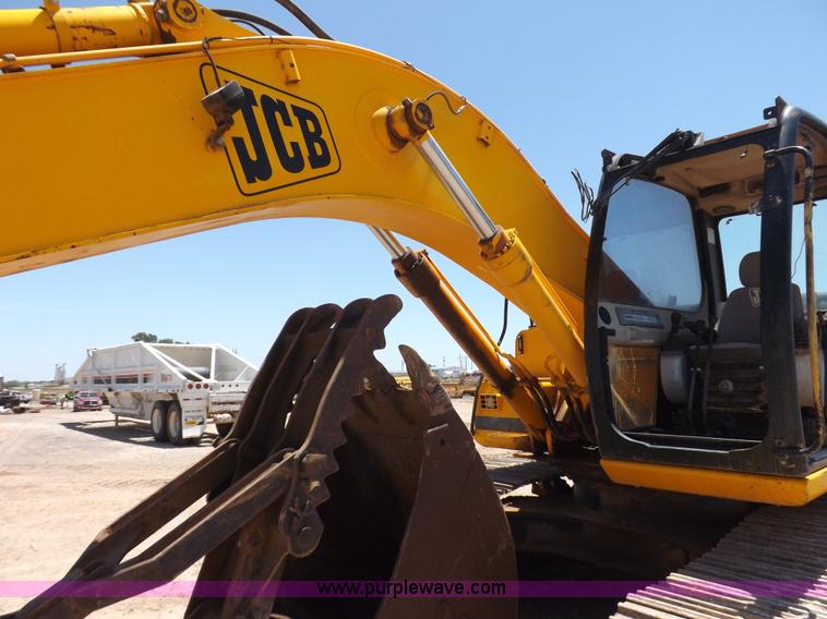 image for item H1800 JCB JS200L excavator