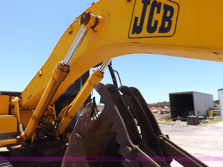 image for item H1800 JCB JS200L excavator