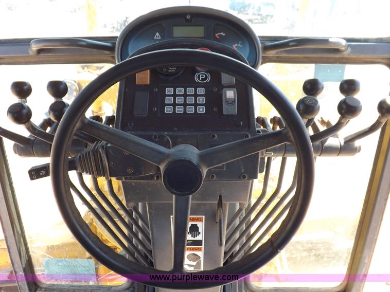 image for item H1801 2003 Volvo G720B articulated motor grader