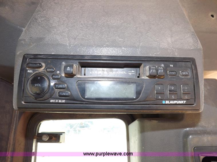 image for item H1801 2003 Volvo G720B articulated motor grader