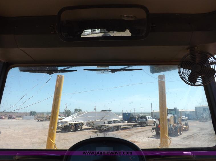 image for item H1801 2003 Volvo G720B articulated motor grader