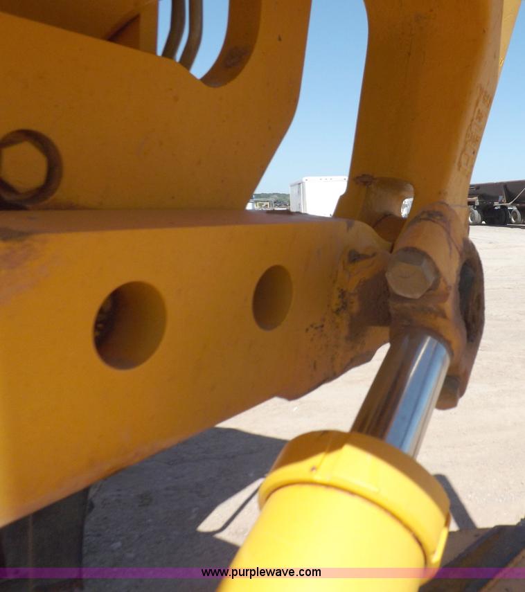 image for item H1801 2003 Volvo G720B articulated motor grader