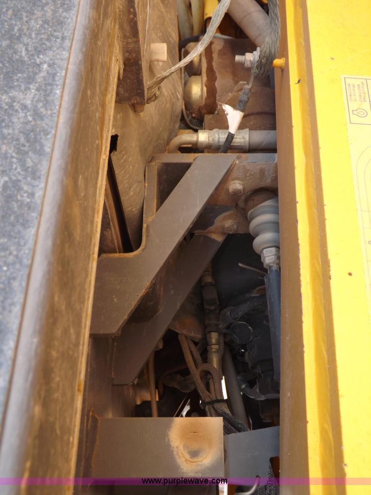 image for item H1801 2003 Volvo G720B articulated motor grader