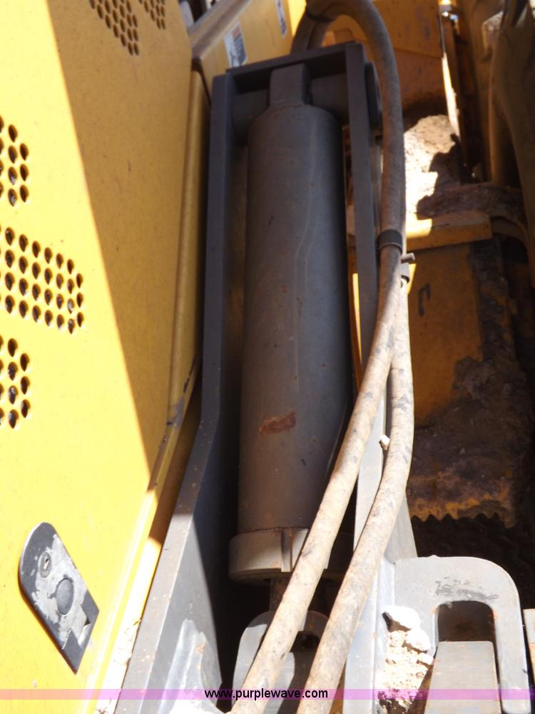 image for item H1801 2003 Volvo G720B articulated motor grader