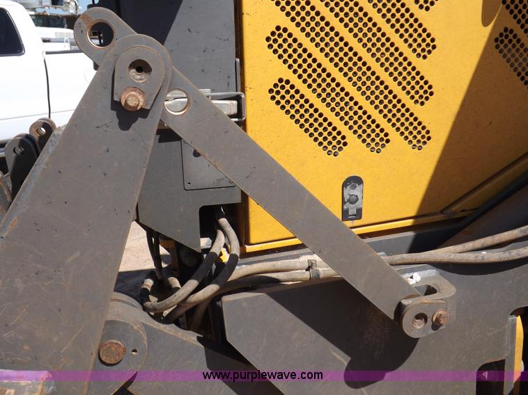 image for item H1801 2003 Volvo G720B articulated motor grader