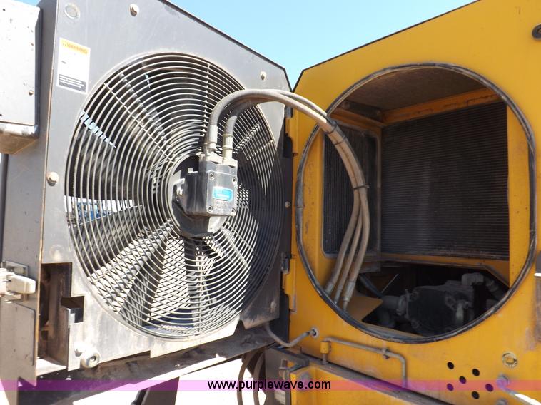 image for item H1801 2003 Volvo G720B articulated motor grader