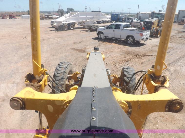 image for item H1801 2003 Volvo G720B articulated motor grader