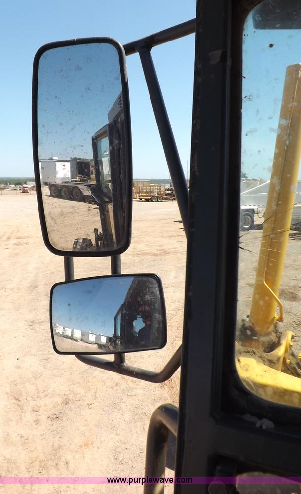 image for item H1801 2003 Volvo G720B articulated motor grader