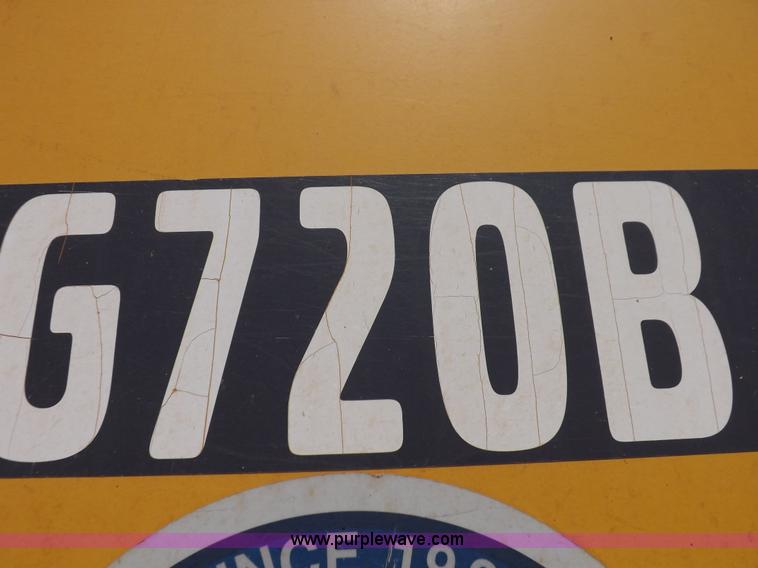 image for item H1801 2003 Volvo G720B articulated motor grader