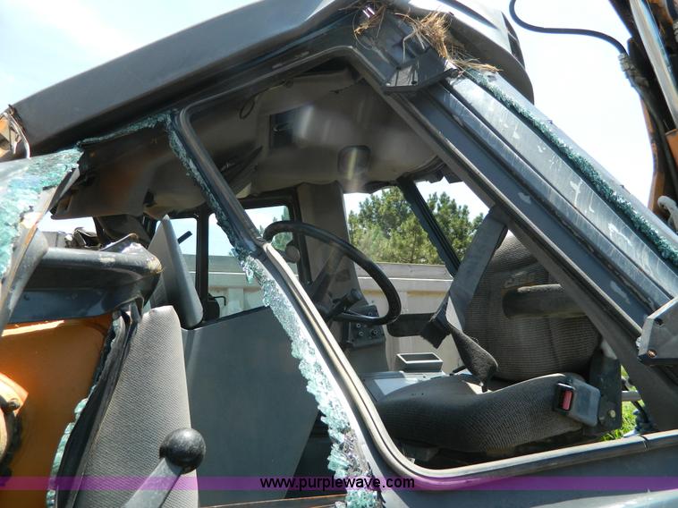 image for item H2457 2000 Case 580 Super L backhoe