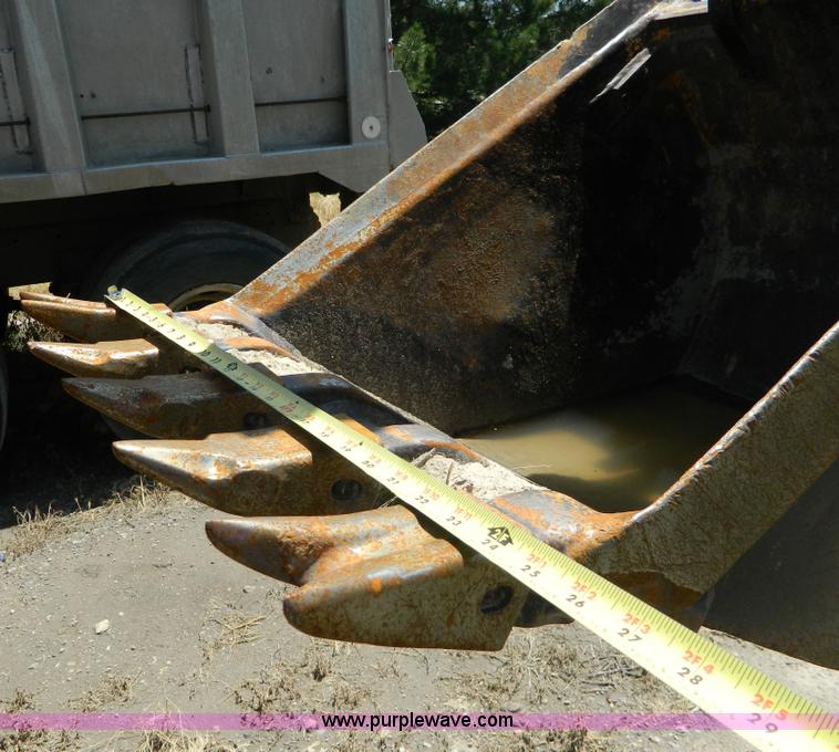 image for item H2457 2000 Case 580 Super L backhoe