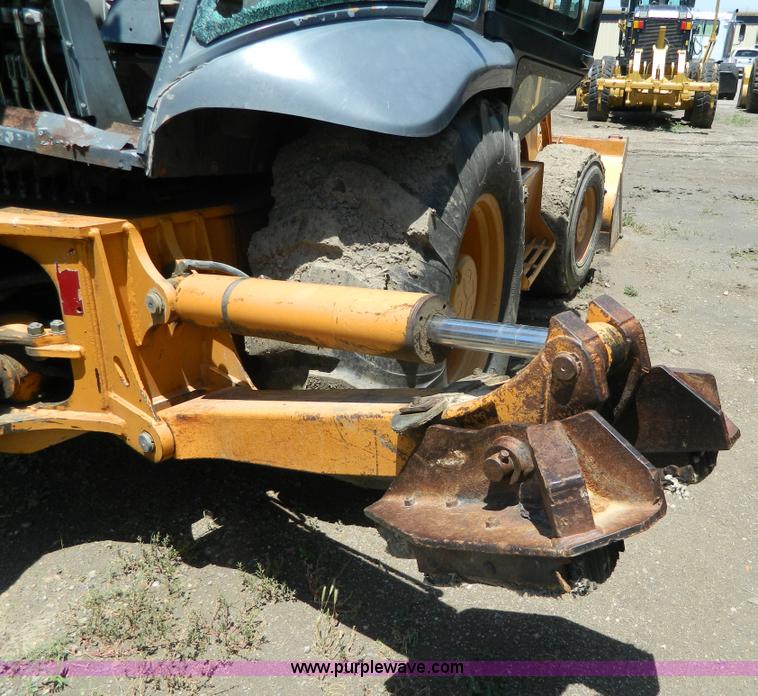 image for item H2457 2000 Case 580 Super L backhoe