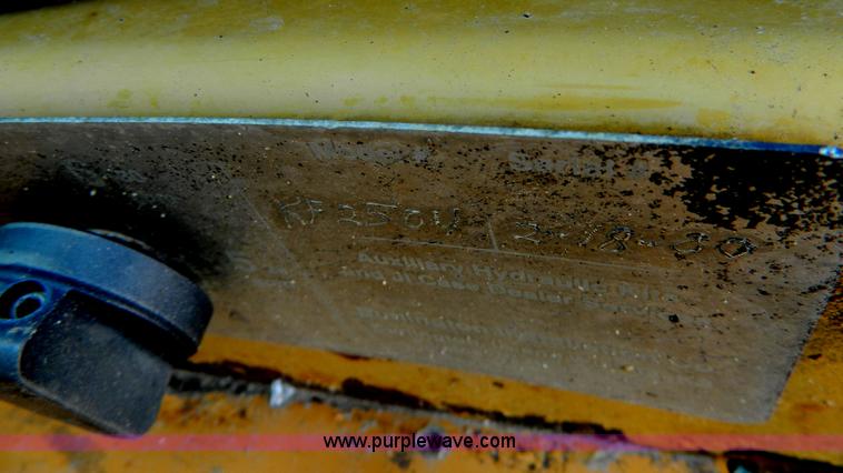 image for item H2457 2000 Case 580 Super L backhoe