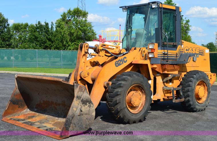 image for item H2927 1999 Case 621C wheel loader